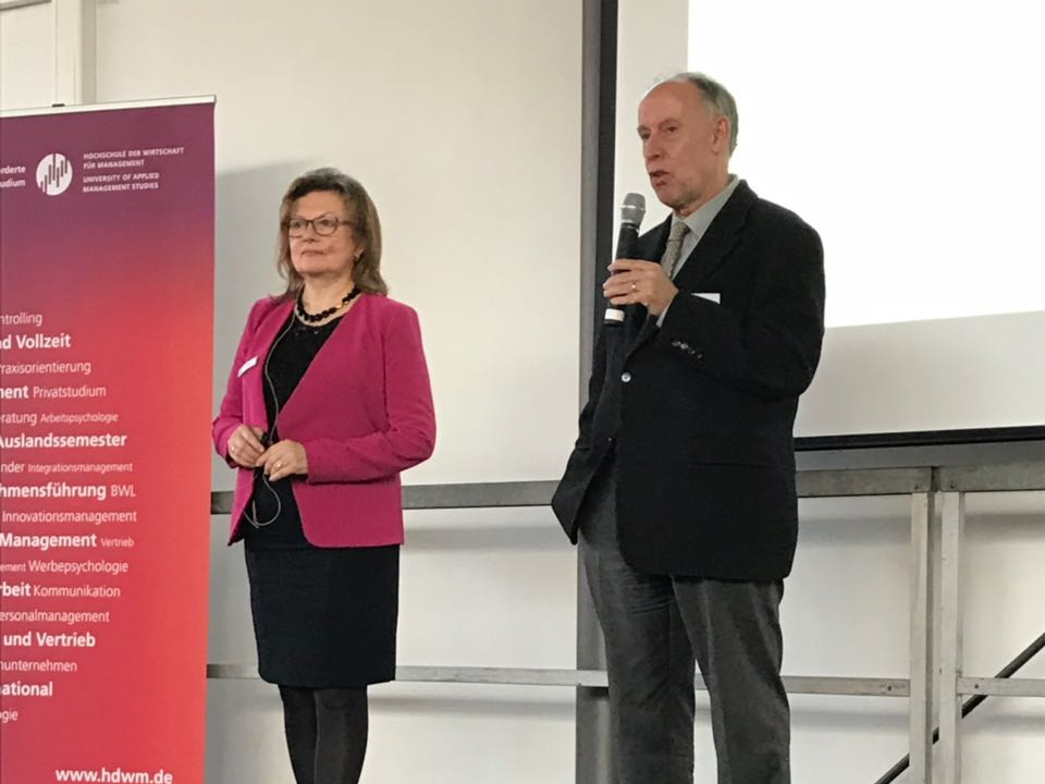 Prof. Dr. Elke Berninger-Schäfer und Prof. Dr. Michael Nagy