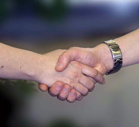 Hand reichen